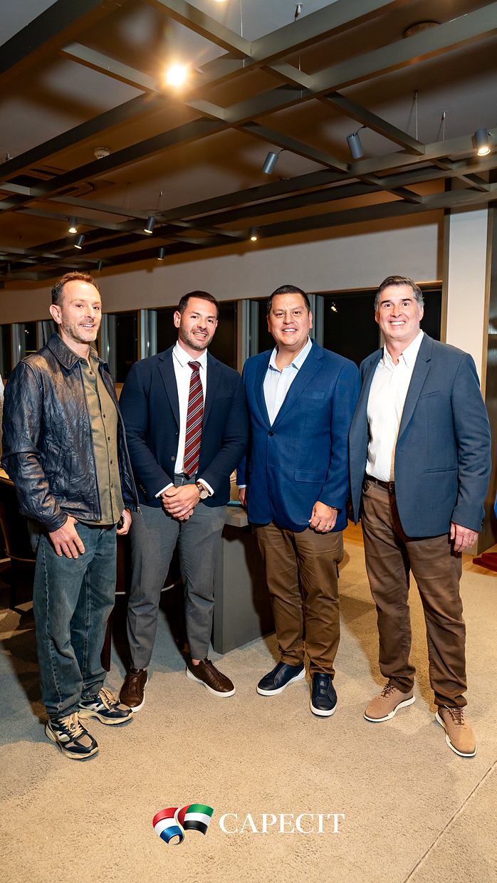 Empresarios paraguayos en el acto de inauguración de CAPECIT